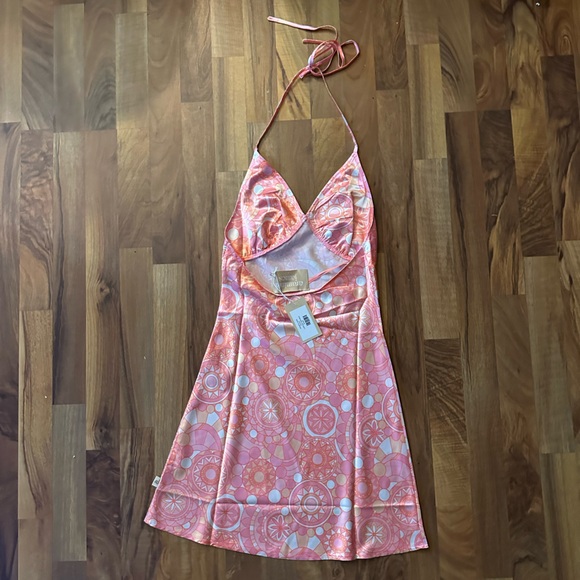 Araminta James Capri Mini Dress - Picture 11 of 12